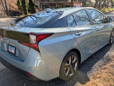 Used 2019 Toyota Prius Limited image 8