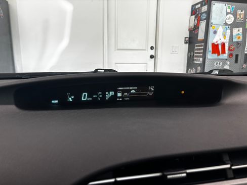 Used 2013 Toyota Prius Two FWD image 17