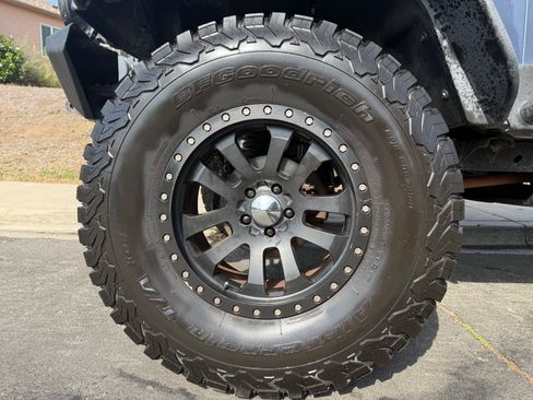 Used 2001 Jeep Wrangler SE image 6