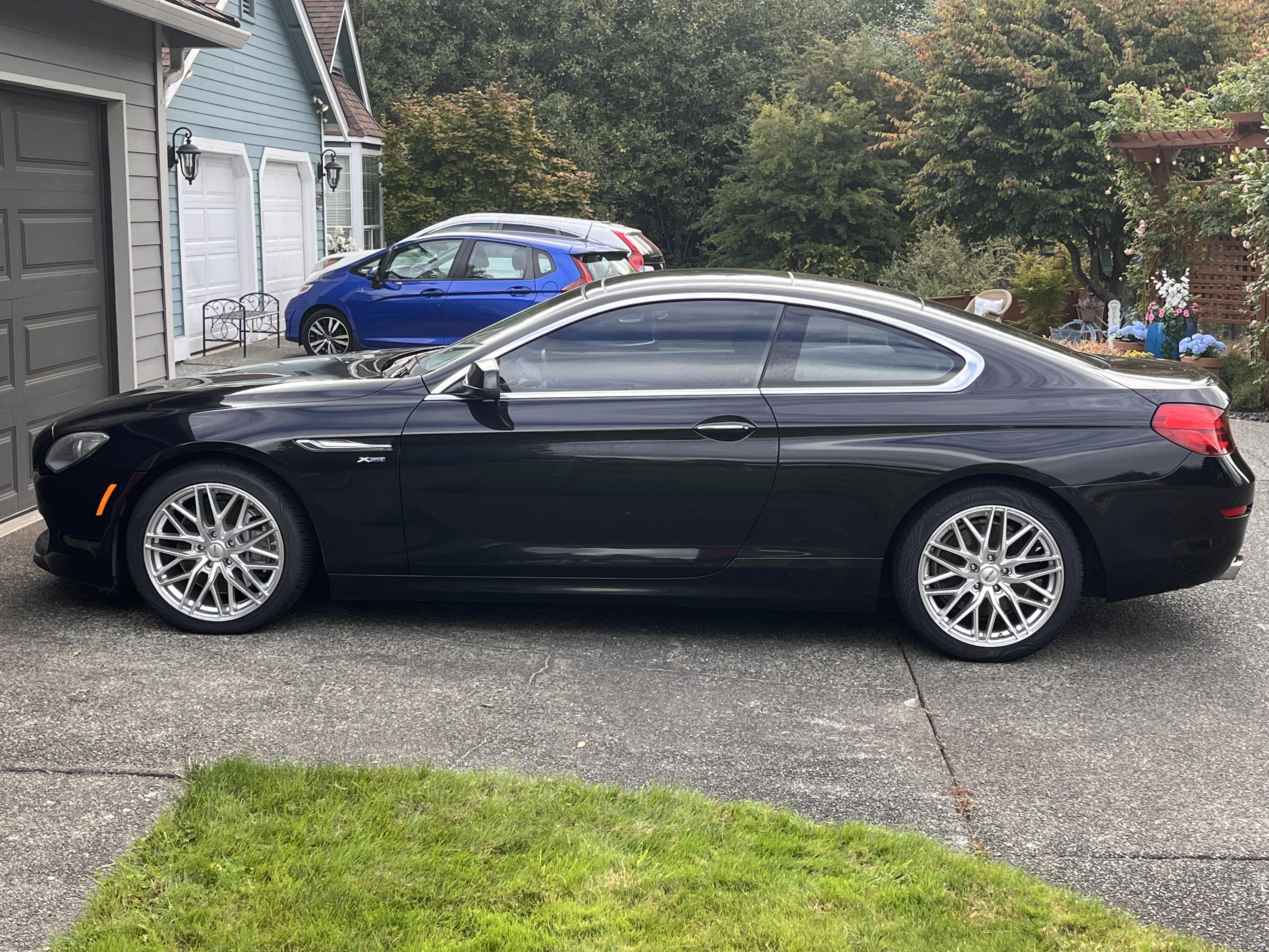 Used 2012 BMW 650i xDrive Coupe AWD/4WD image 1