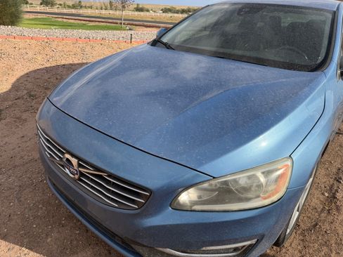 Used 2014 Volvo S60 T5 FWD image 11