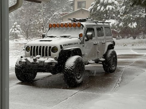 Used 2022 Jeep Wrangler Unlimited Rubicon w/ Xtreme Recon 35" Tire Package image 9