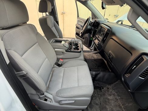 Used 2017 Chevrolet Silverado 1500 W/T image 8