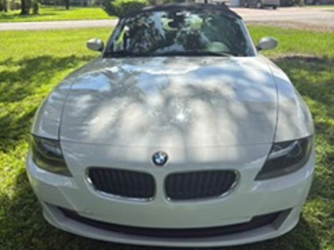 Used 2006 BMW Z4 3.0i RWD image 4