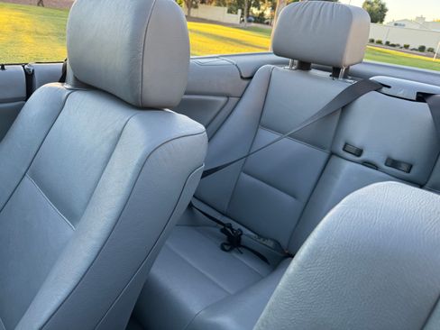 Used 2004 BMW 330Ci Convertible image 29