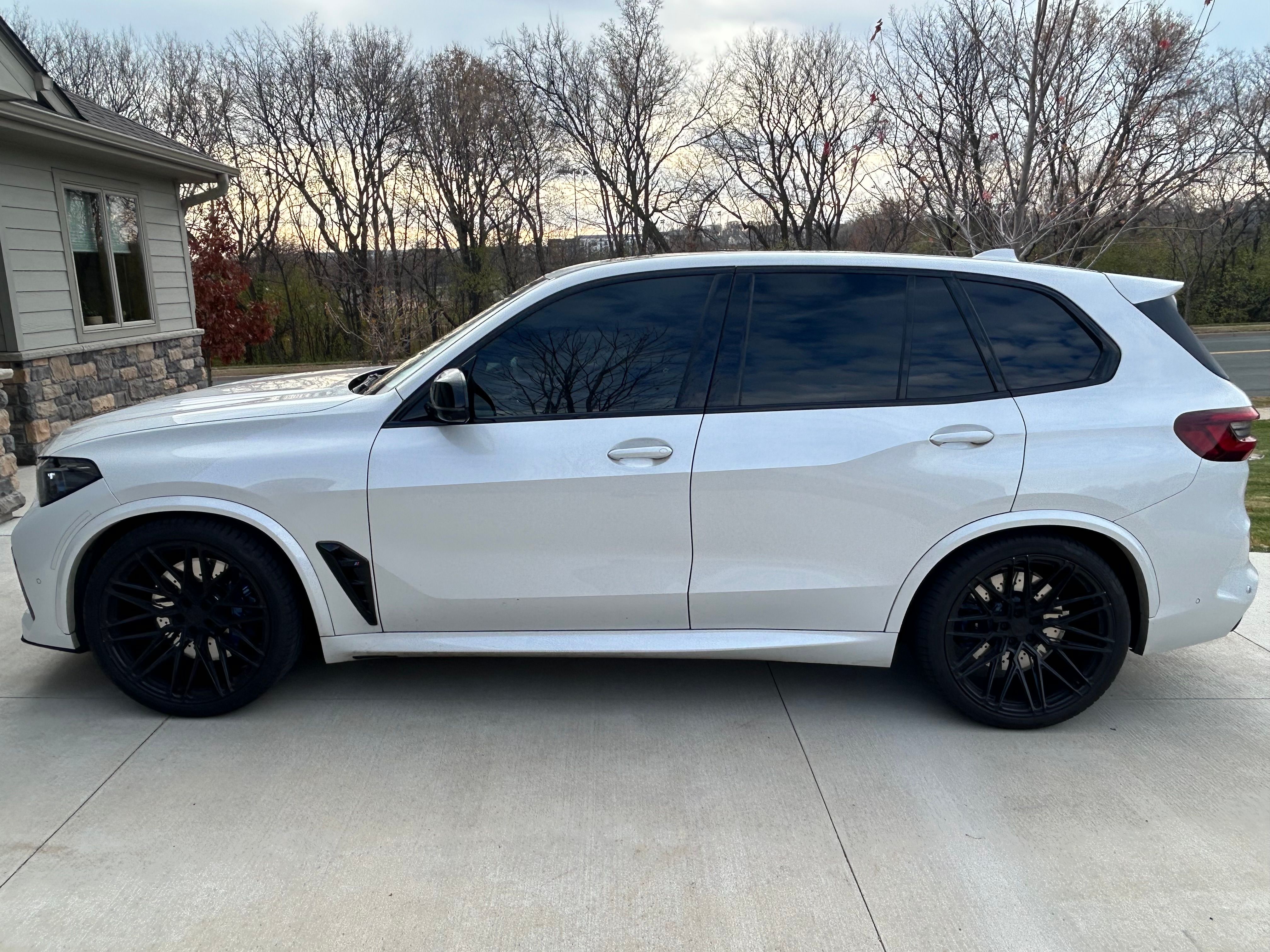 Used 2023 BMW X5 M w/ Competition Package AWD/4WD image 1