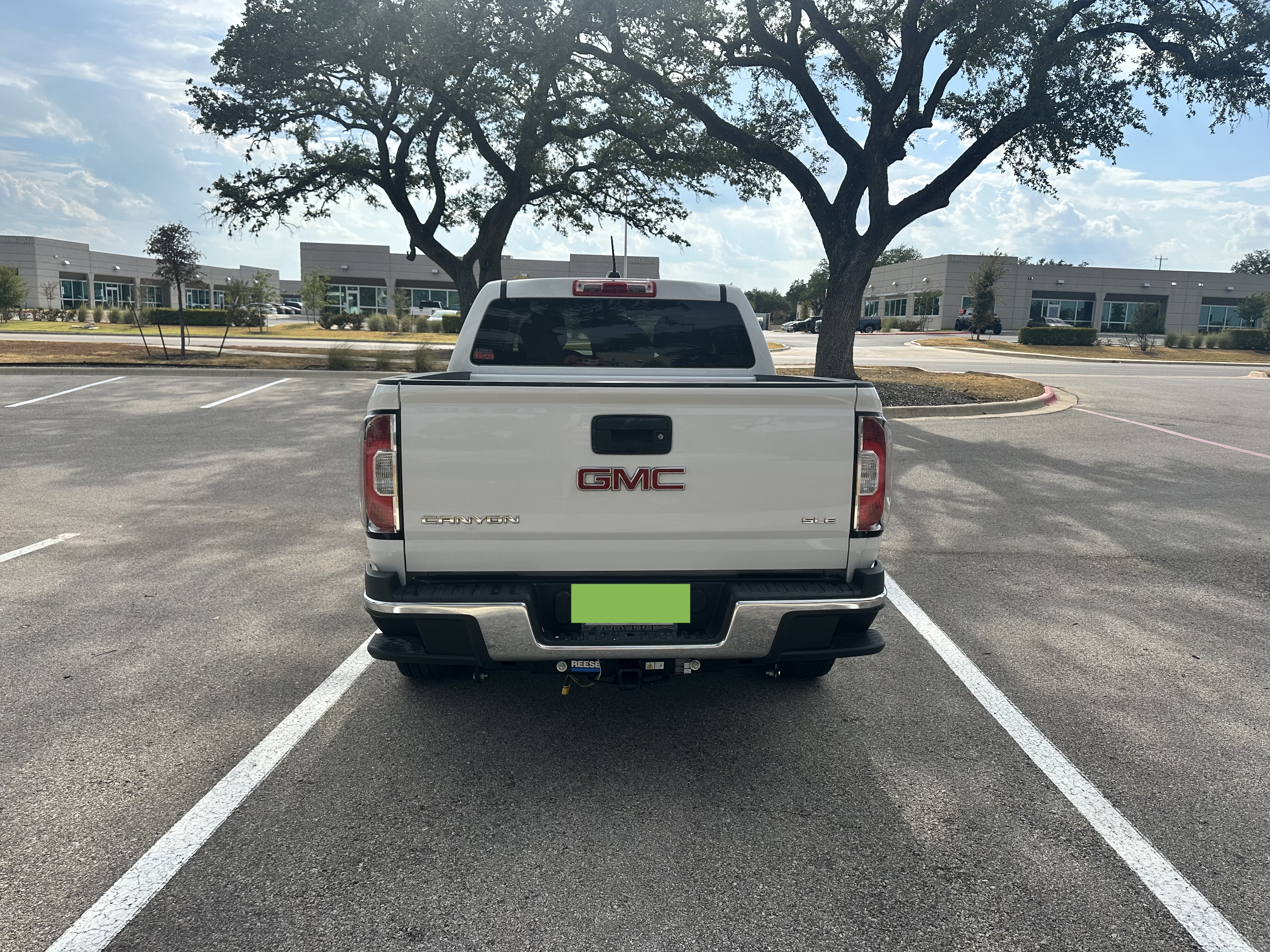 Used 2016 GMC Canyon SLE RWD image 4