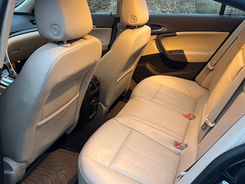 Used 2011 Buick Regal CXL Turbo w/ TO2 Preferred Equipment Group image 22