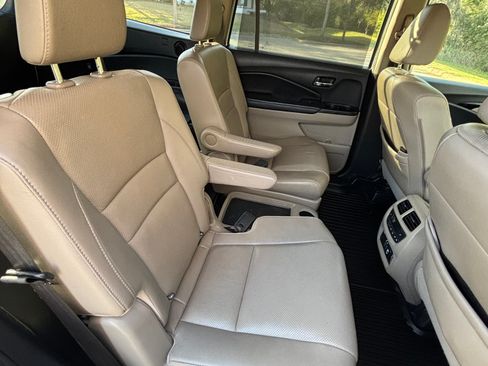 Used 2022 Honda Pilot Elite image 10