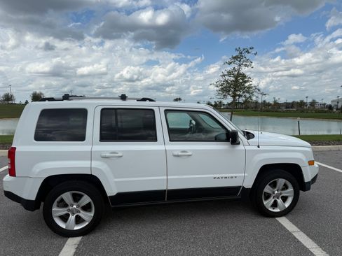 Used 2013 Jeep Patriot Limited w/ Sun/Sound Group image 1