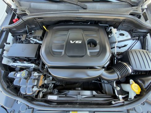 Used 2017 Jeep Grand Cherokee Laredo w/ Quick Order Package 2BE image 10