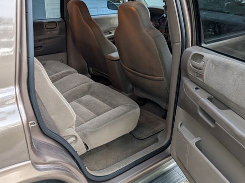 Used 2001 Dodge Durango SLT image 19