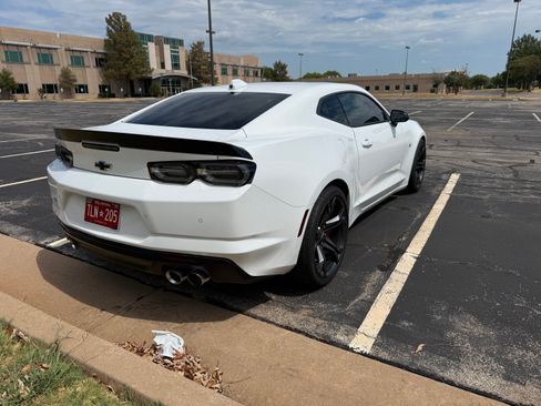 Used 2023 Chevrolet Camaro SS RWD image 13