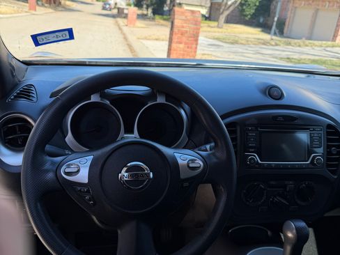 Used 2015 Nissan Juke S image 15