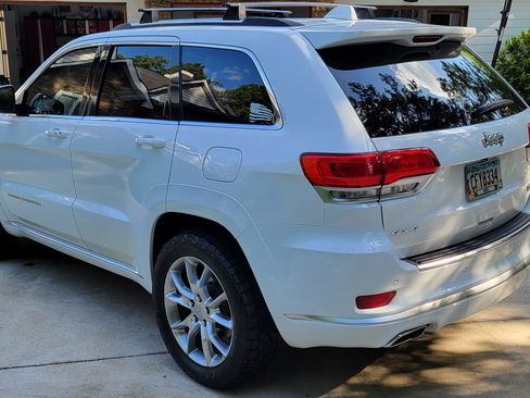Used 2015 Jeep Grand Cherokee Summit w/ Platinum Series Group AWD/4WD image 6