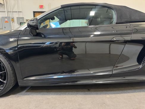 Used 2012 Audi R8 V10 AWD/4WD image 14