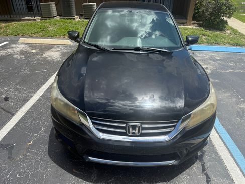Used 2015 Honda Accord Sport image 19