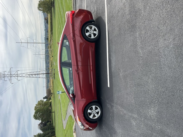 Used 2013 Hyundai Elantra GLS w/ Preferred Pkg FWD image 5