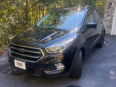 Used 2018 Ford Escape SE w/ SE Sport Appearance Package
