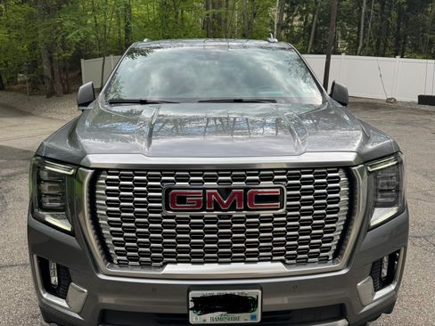 Used 2022 GMC Yukon Denali AWD/4WD image 1