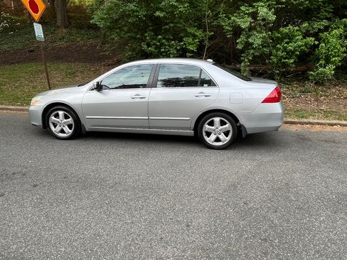 Used 2006 Honda Accord EX-L image 4