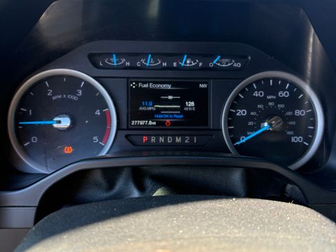 Used 2017 Ford F250 XLT image 13