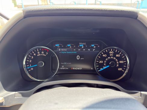 Used 2017 Ford F150 Lariat RWD image 12