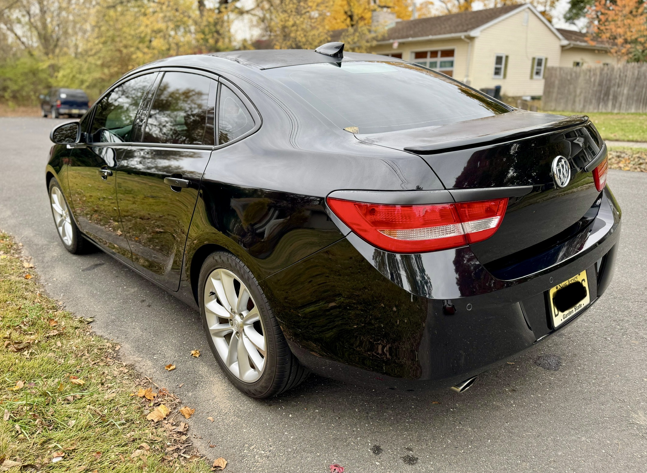 Used 2016 Buick Verano Premium w/ Driver Confidence Package FWD image 16