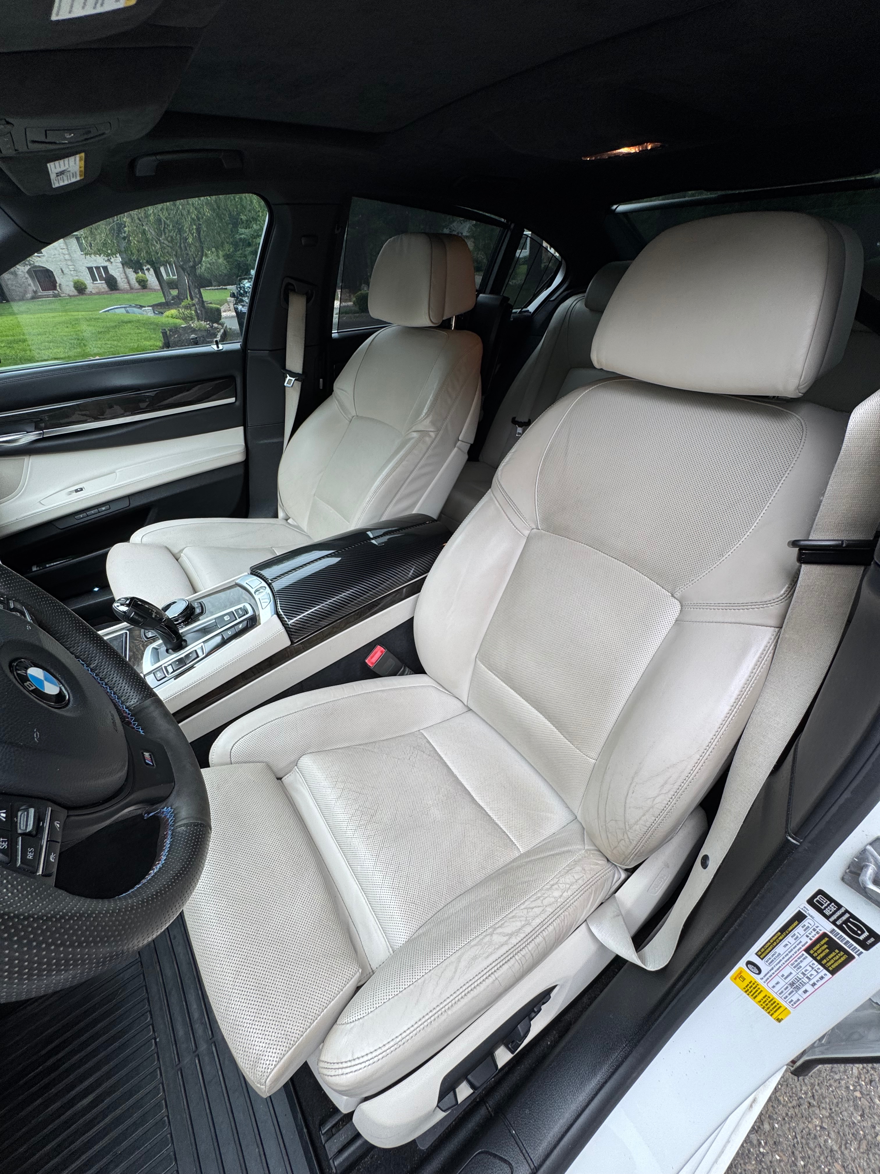 Used 2015 BMW 750i RWD image 19