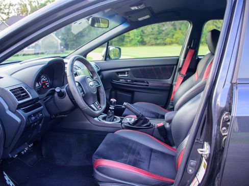 Used 2019 Subaru WRX STI image 11