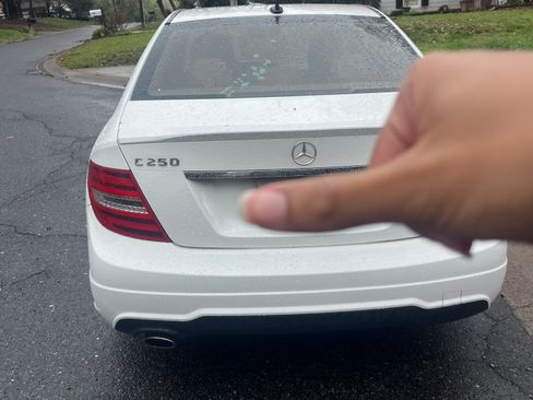 Used 2013 Mercedes-Benz C 250 Sedan image 15