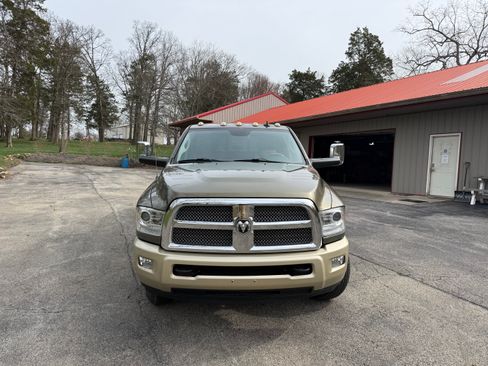 Used 2014 RAM 3500 Laramie Longhorn image 2