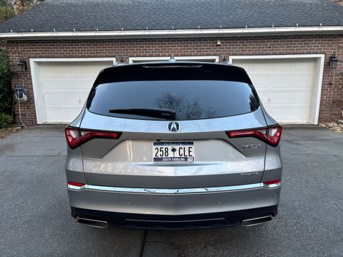 Used 2024 Acura MDX SH-AWD w/ Advance Package image 9