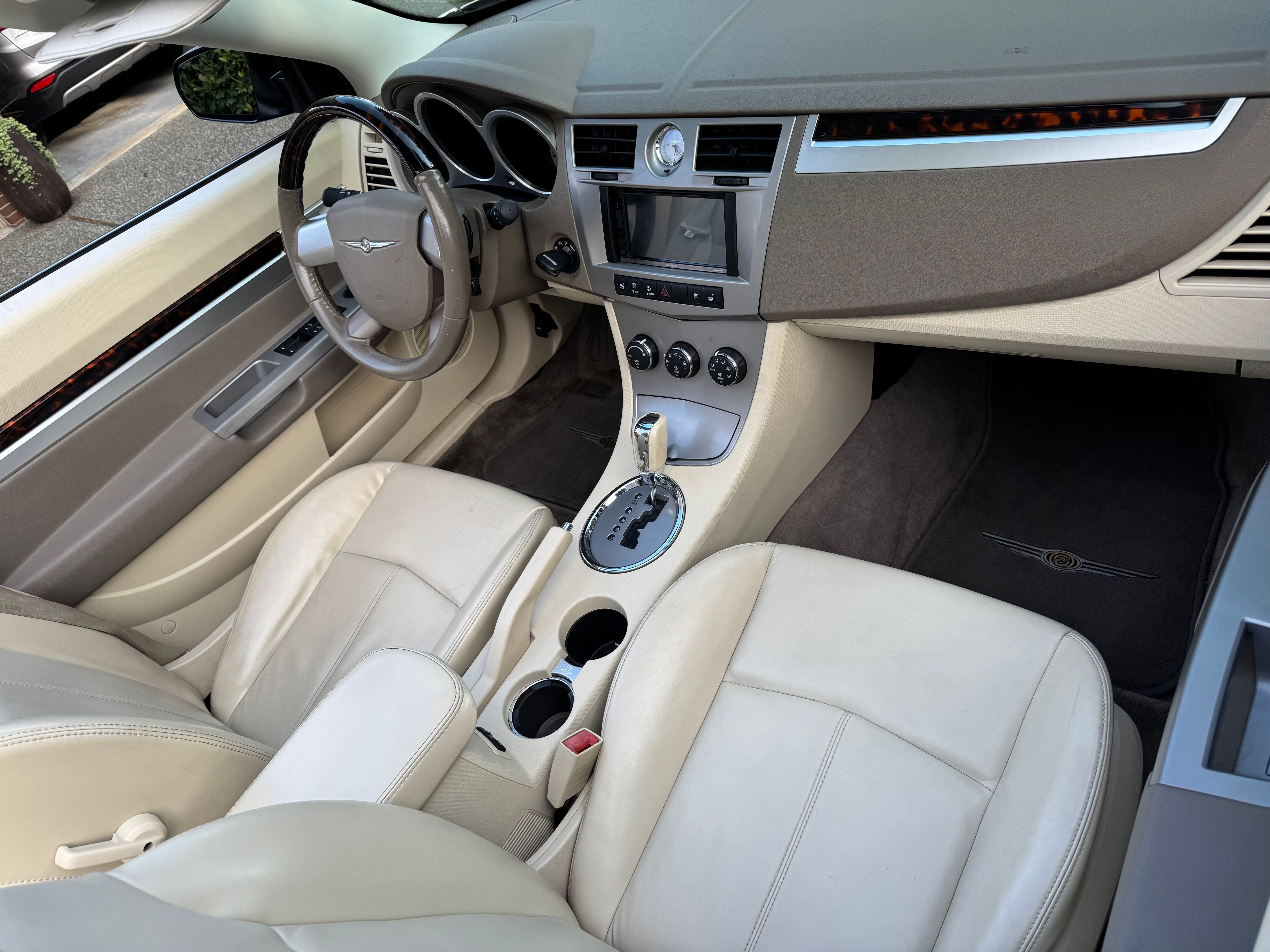 Used 2008 Chrysler Sebring Limited w/ Luxury Group FWD image 10