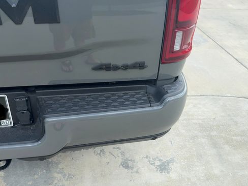 Used 2026 RAM 2500 Laramie AWD/4WD image 16