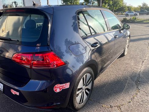 Used 2016 Volkswagen e-Golf SEL Premium FWD image 2