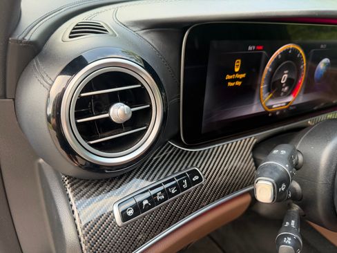 Used 2018 Mercedes-Benz E 63 AMG S image 23