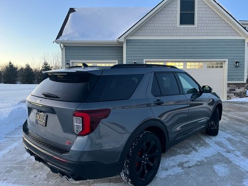 Used 2023 Ford Explorer ST w/ Equipment Group 401A image 8