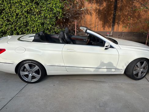 Used 2013 Mercedes-Benz E 350 Cabriolet image 4