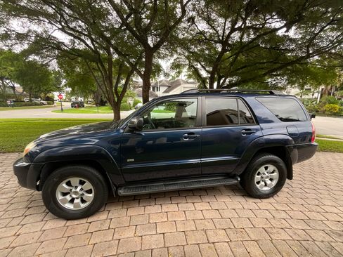 Used 2005 Toyota 4Runner Sport image 1