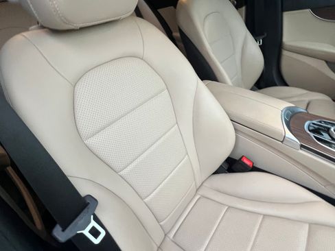 Used 2020 Mercedes-Benz C 300 Sedan image 20