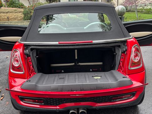 Used 2014 MINI Cooper S image 30