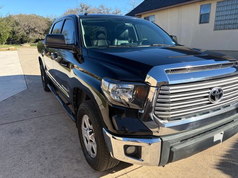 Used 2014 Toyota Tundra SR5 image 2