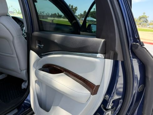 Used 2018 Acura MDX SH-AWD w/ Technology Package image 11