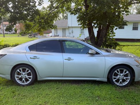 Used 2013 Nissan Maxima 3.5 SV FWD image 12