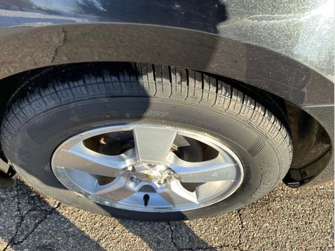 Used 2011 Chevrolet Cruze LT w/ RS Package image 25