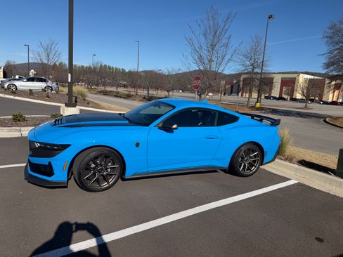 Used 2025 Ford Mustang Dark Horse w/ Dark Horse Handlin Package RWD image 1