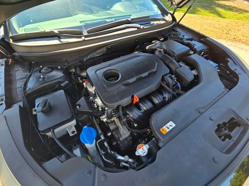 Used 2017 Hyundai Sonata Limited w/ Ultimate Package 04 image 12