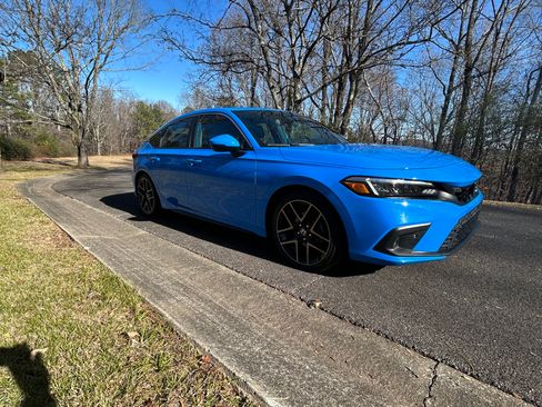 Used 2023 Honda Civic Sport Touring image 5