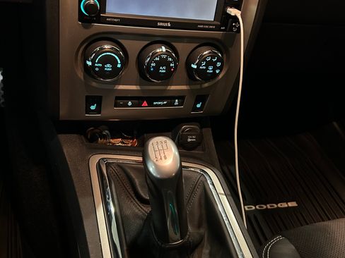 Used 2013 Dodge Challenger SRT8 image 10